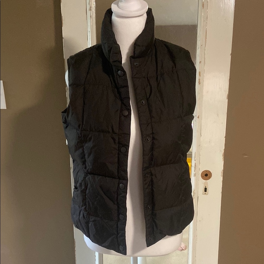 Lands End Black Puffer Vest